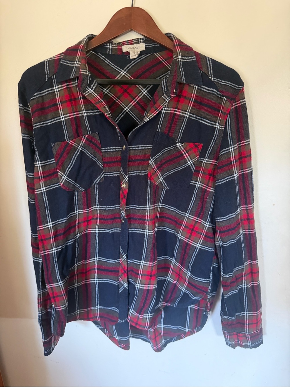 Lightweight Plaid Button-Up Shirt in Navy & Red